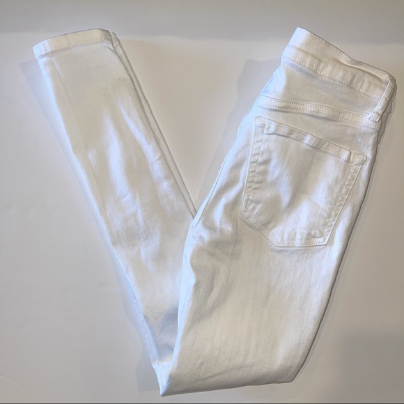 Free People White Distressed Jeans 26 inseam 26” ankle crop - Picture 1 of 6